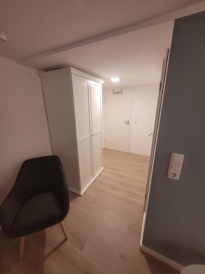Zimmer Im Souterrain Mit Eigenem Bad Целле Екстер'єр фото